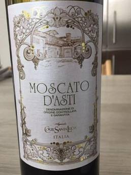 Купить Вино игристое Moscato D&#39;Asti Москато Д&quot;Асти DOCG 750 мл в Москве